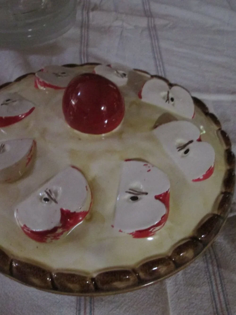 vtg 2 pc 12 in apple pie plate made in Portugal Very good condition